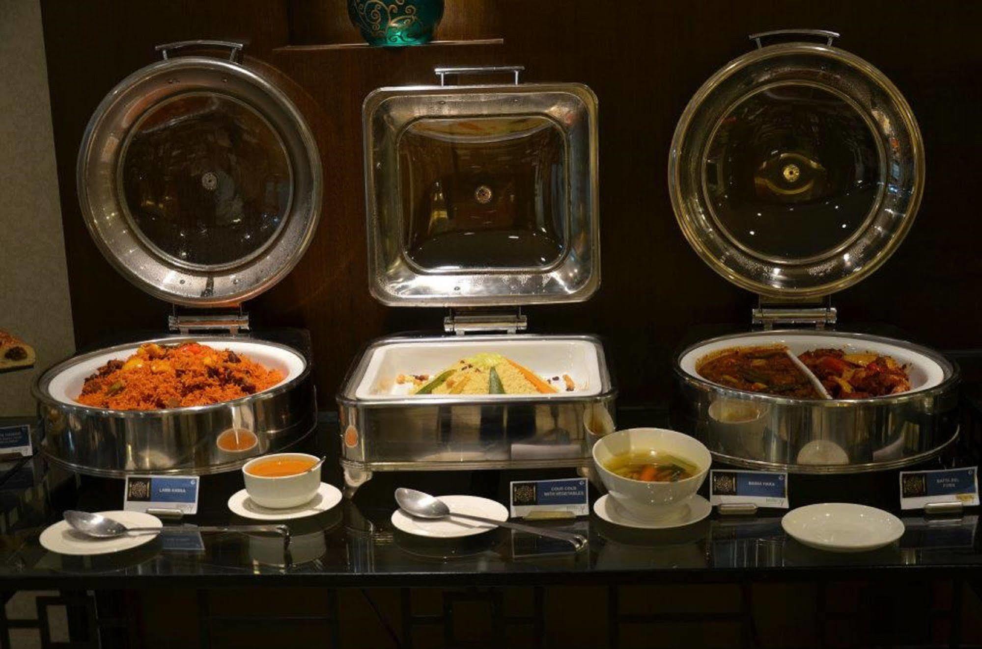 ฟอร์จูนพาร์คเลคซิตี้ Hotel ธาเน ภายนอก รูปภาพ